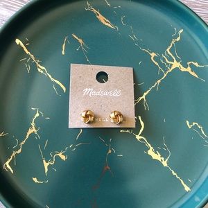 💛Madewell Golden Knot Ear Stud